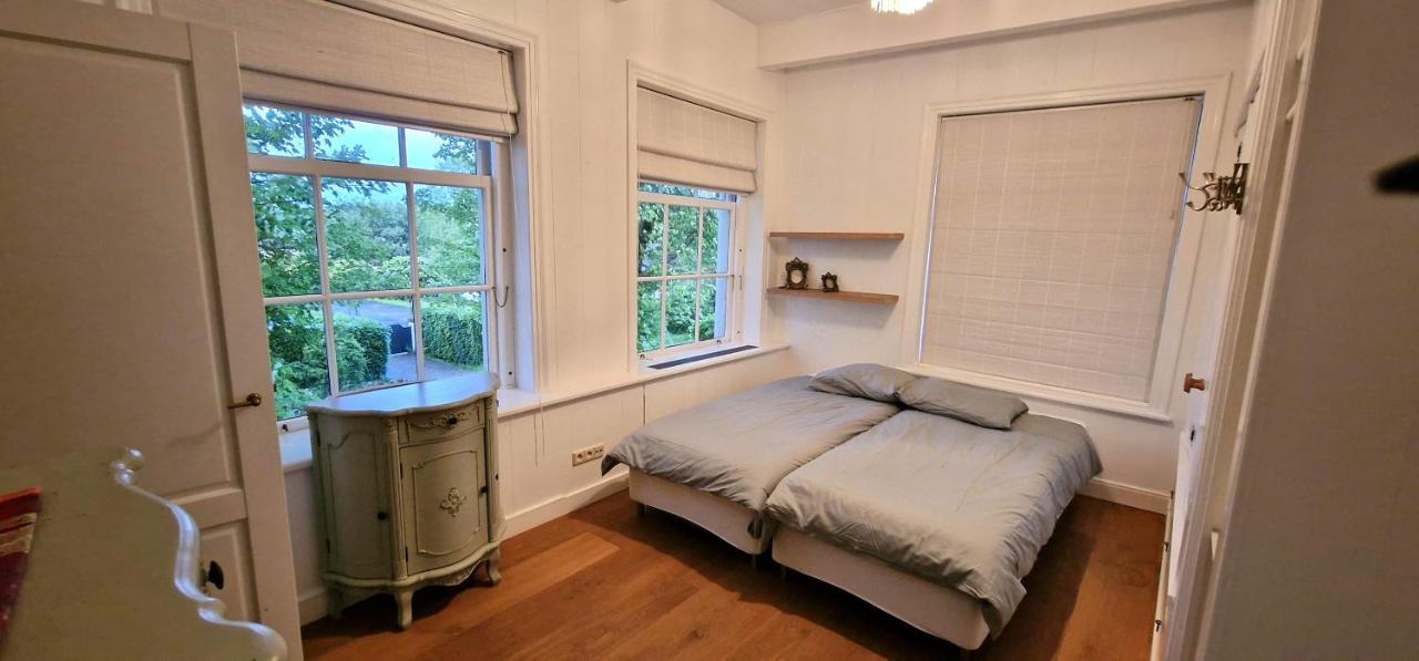 לינה וארוחת בוקר אוסטזאן Amsterdam Mansion - Twiske מראה חיצוני תמונה