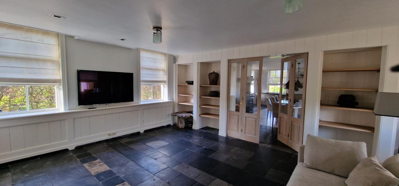 לינה וארוחת בוקר אוסטזאן Amsterdam Mansion - Twiske מראה חיצוני תמונה